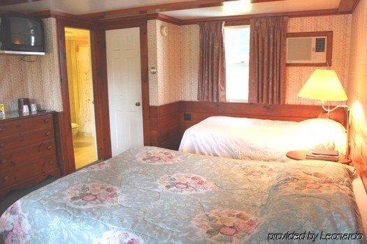White Trellis Motel North Conway Room photo