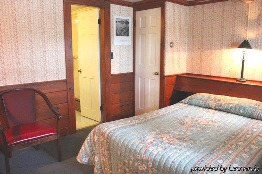 White Trellis Motel North Conway Room photo