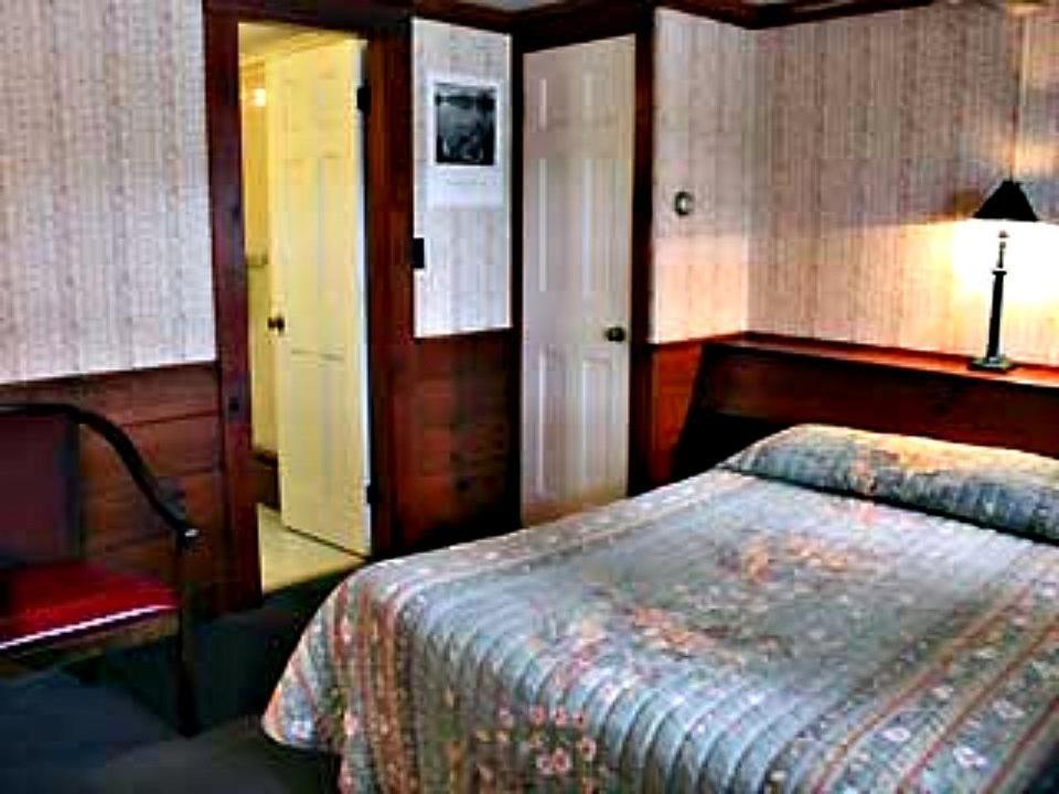 White Trellis Motel North Conway Room photo